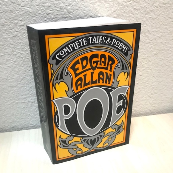 Edgar Allan Poe Other - Edgar Allan Poe: Complete Tales & Poems. 1026 pages. NEW.